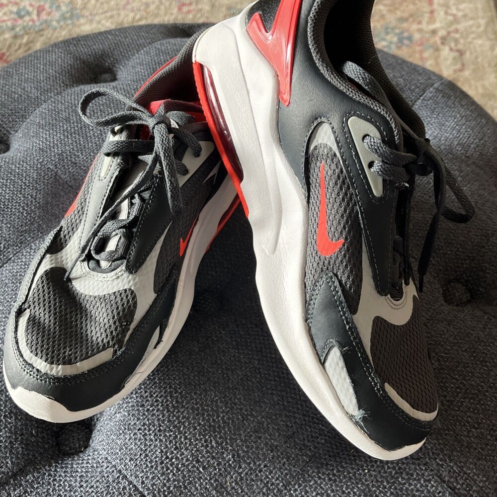 Nike Air Max Bolt Black White Red Athletic Sneaker Shoes US Size 6.5 Youth